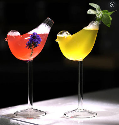 Good price Einzigartiger transparenter Vogel formen Juice Beverage Cocktail Glass Bottle 201-300ml für Stangen-Speicher Online